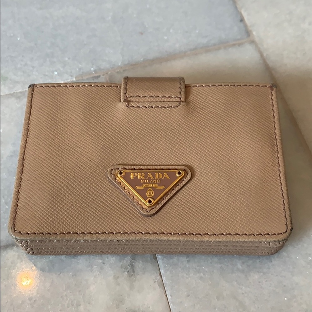 Prada Accordion-Style Saffiano Leather Card Holder